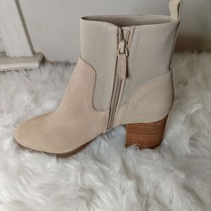 New Violet & Red loaded knit cuff bootie tan 8.5